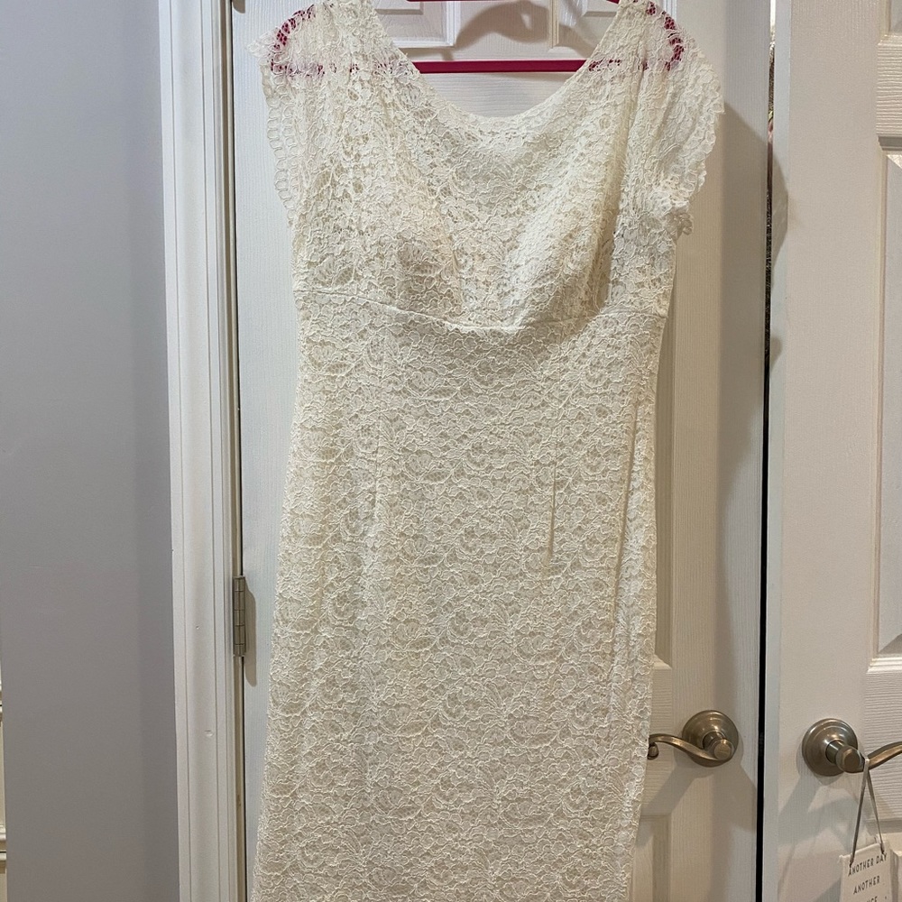 White lace cocktail dress